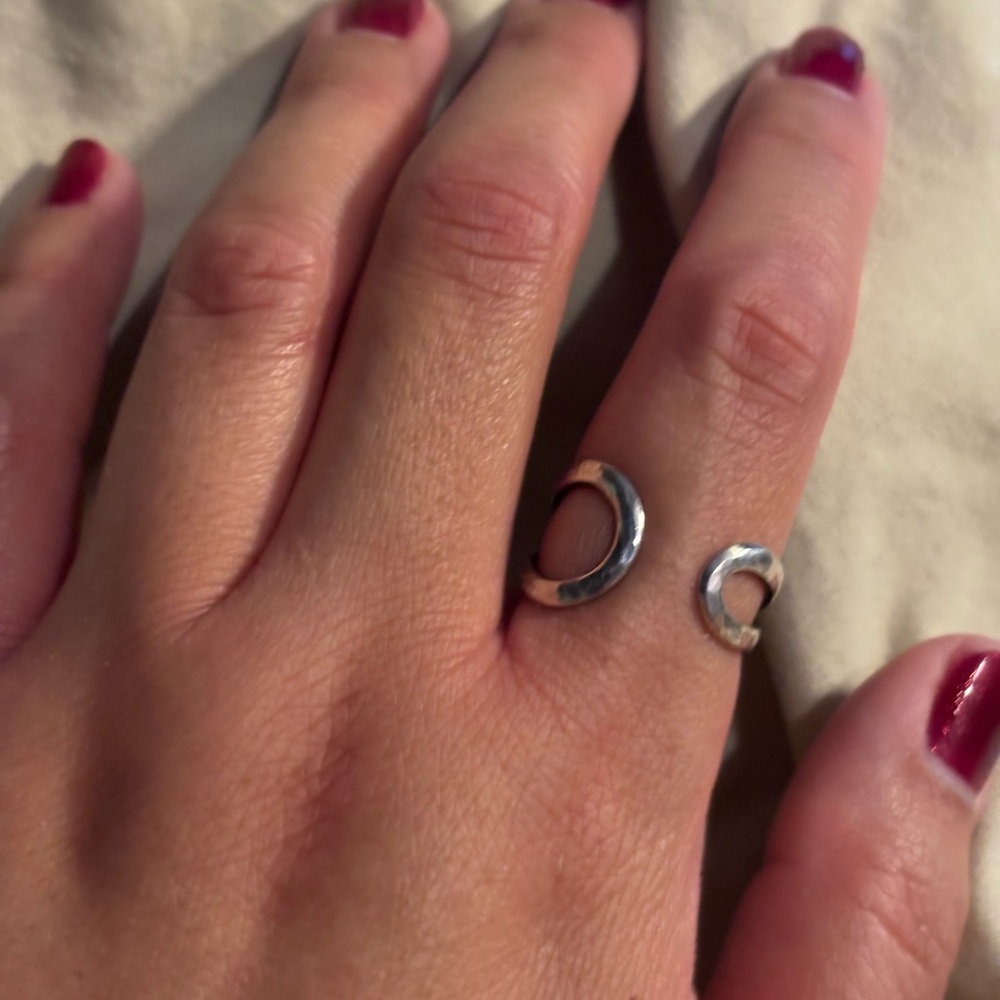 Chic Silver Crescent Open Ring